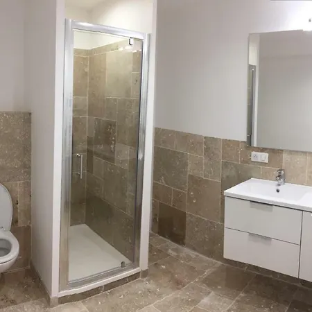 Appartement Au Coeur De Bayonne Sur Les Remparts Esterno foto